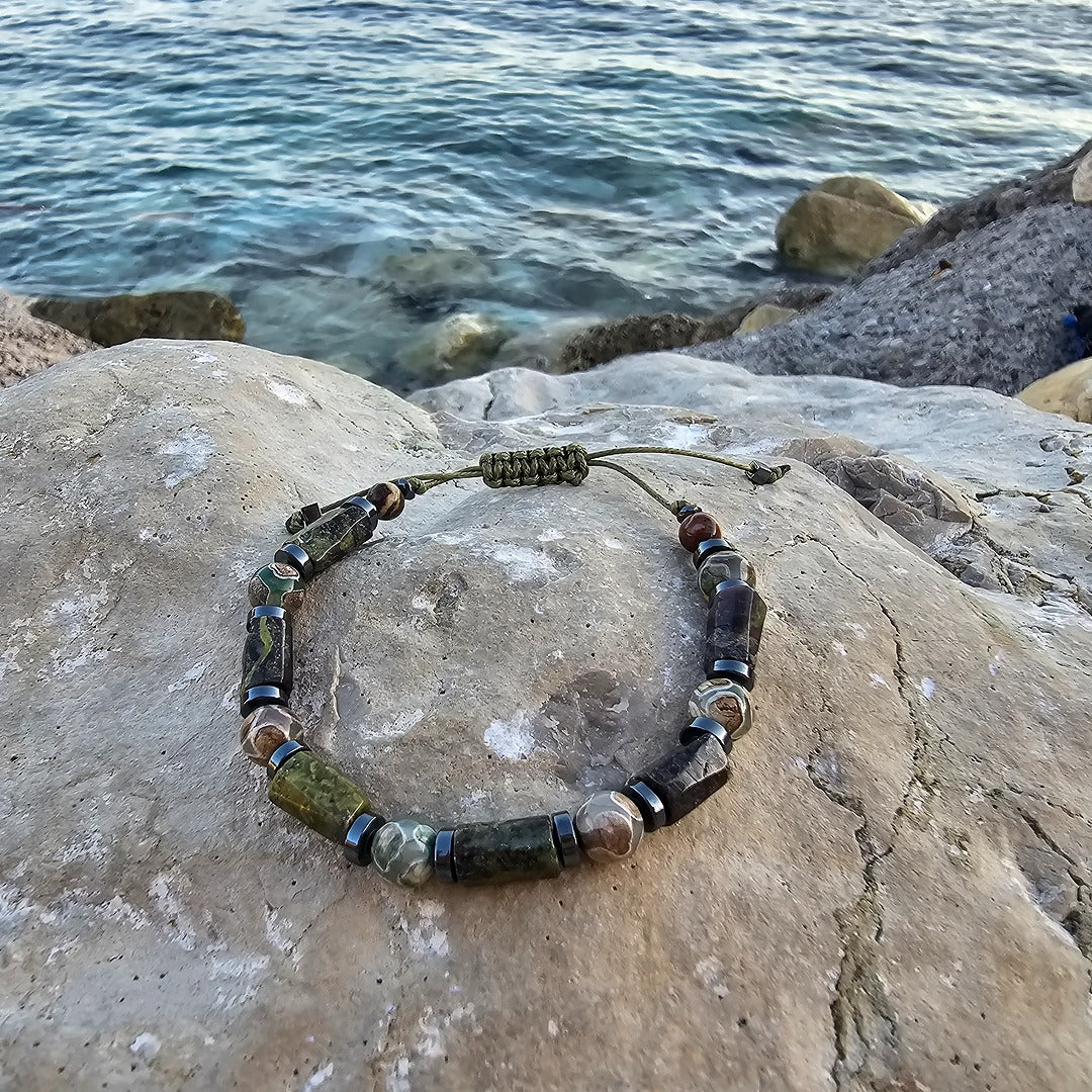 handmade shamballa bracelet dragon blood jasper dzi hematite closeup