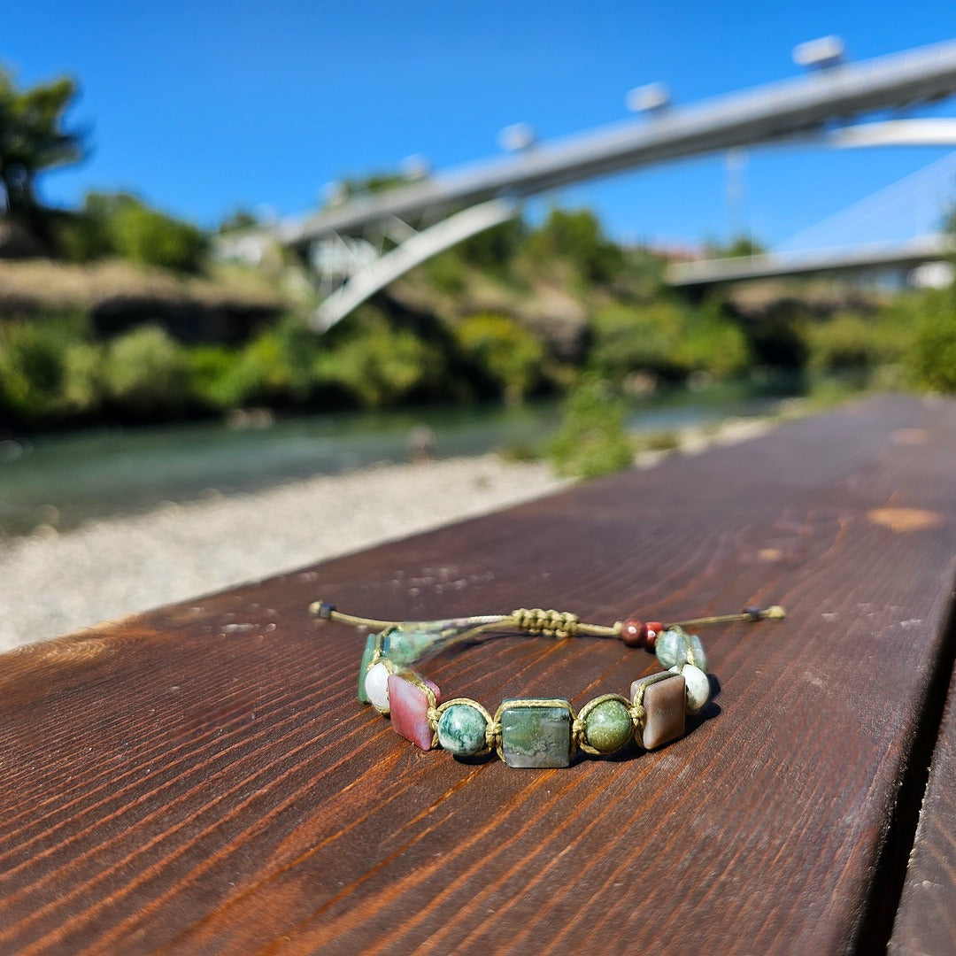 handmade shamballa bracelet indian agate natural tree agate close up